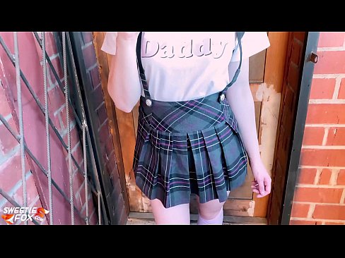 ❤️ Schoolgirl Sucks ya dick miri emi na iberibe kama klaasị. Ihe gba ọtọ  ☑