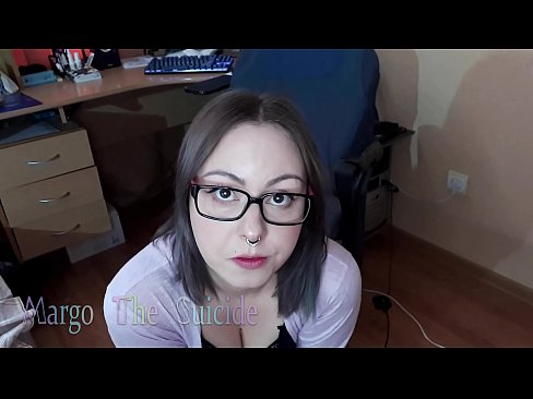 ❤️ Nwatakịrị nwanyị sexy nwere ugegbe na-eme Dildo nke ukwuu na igwefoto Ihe gba ọtọ  ☑